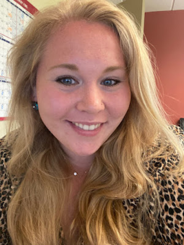 Meet your Posher, Rebecca
